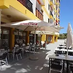 Апартаменты Lemon Trees Vue Panoramique 150m Des Plages *